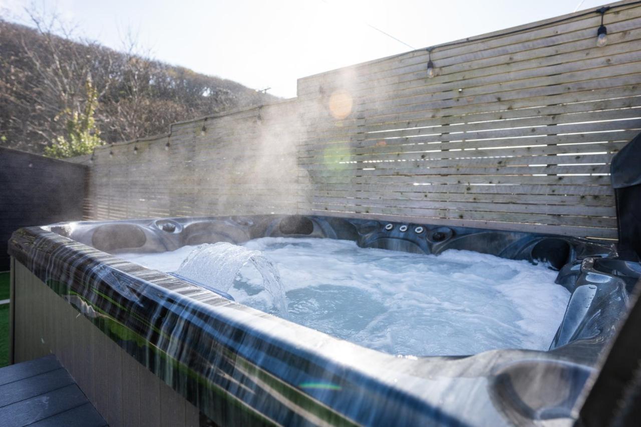 No40Barmouth-Modern,Spacious&Hot Tub מראה חיצוני תמונה